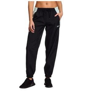 Reebok‎ Track Pants Woven Joggers Performance Windbreaker Black White Size Small